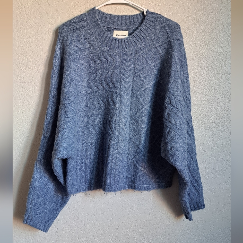 Abercrombie & Fitch Blue Knit Dolman Sleeve Sweater Size Small/ Medium